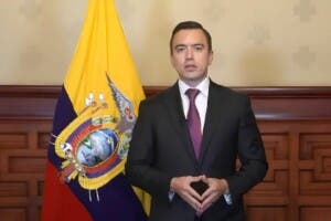 Daniel Noboa enfrenta crisis en Ecuador mientras tensiona relaciones con Colombia y México