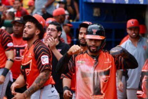 Toros dominan a Leones a base de picheo y empatan en primer lugar de round robin