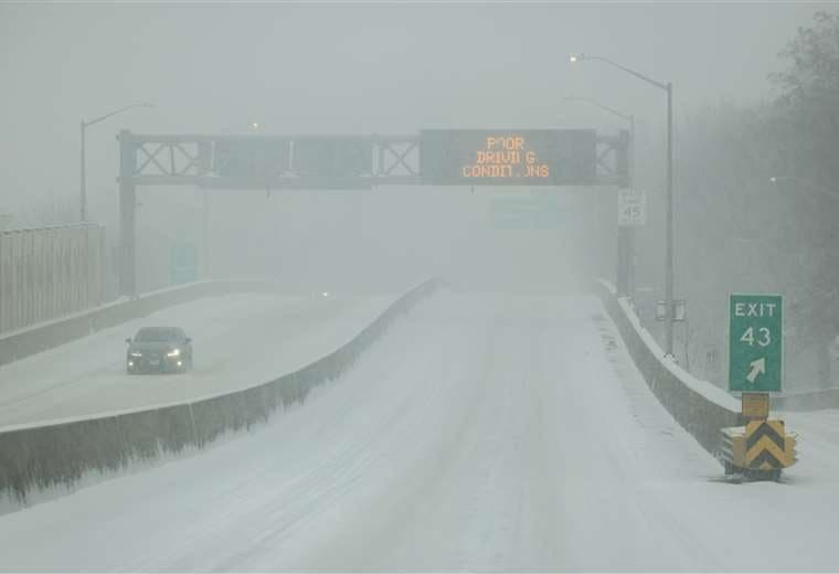 El peor día de cancelaciones de vuelos en EE.UU. desde la pandemia