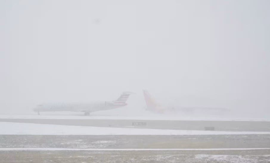 Tormenta de nieve cancela más de 15,600 vuelos en EE. UU. y afecta rutas hacia República Dominicana