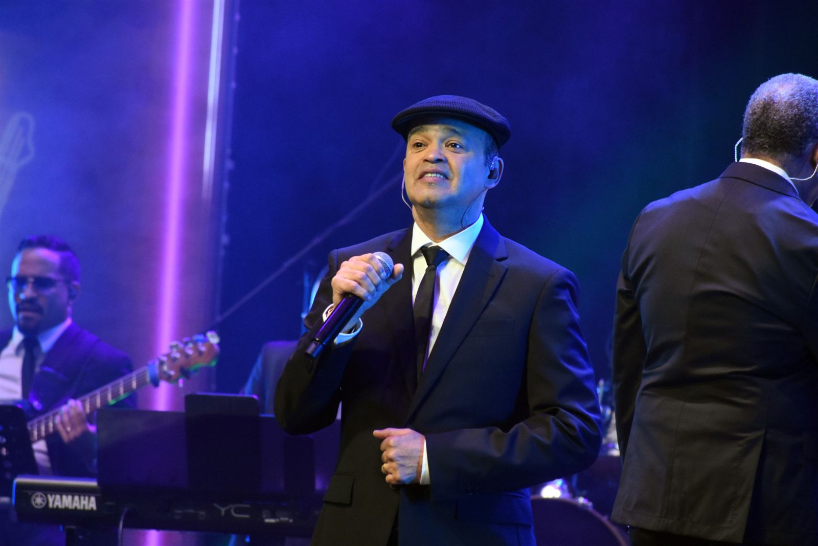 Alex Bueno estrena videoclip «Compañera»