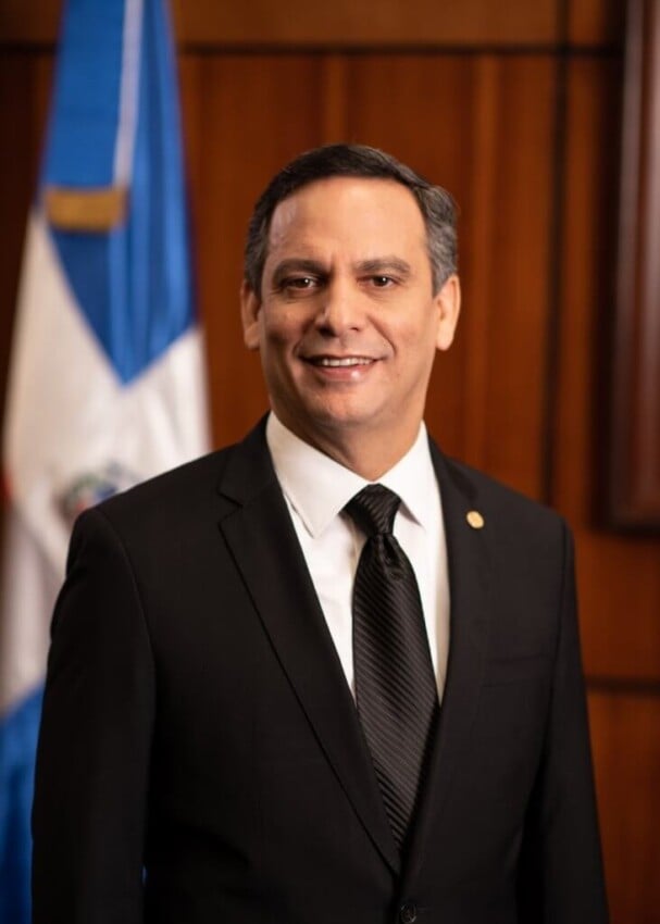 Luis Henry Molina reflexiona sobre el colapso del sistema judicial y la corrupción en el país