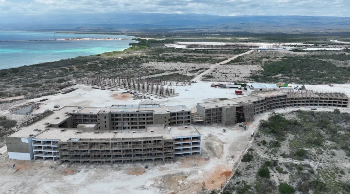 Destinan mayoría fondos de pensiones a financiar turismo en República Dominicana