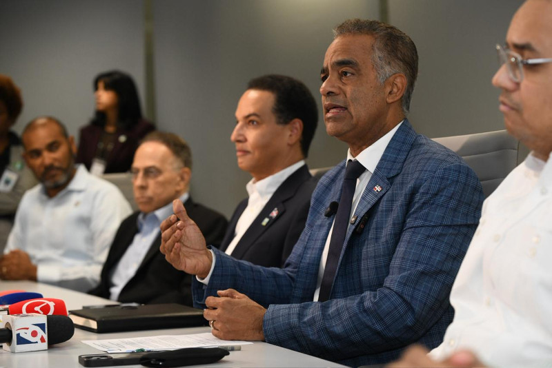 Joel Santos, afirmó que desde el "primer minuto" de haber ocurrido la falla fueron activados los protocolos de emergencia del Servicio Eléctrico Nacional