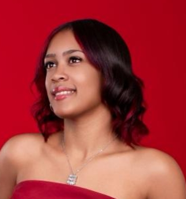 Una joven de 19 años es herida en la cara con bisturí tras defender a su hermana en Santiago