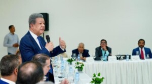 Leonel Fernández aboga por estudios exhaustivos antes de la explotación minera en la cordillera Septentrional