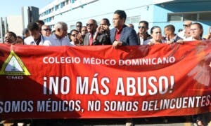 Médicos exigen fortalecer la seguridad en hospitales públicos tras asaltos en el Gautier