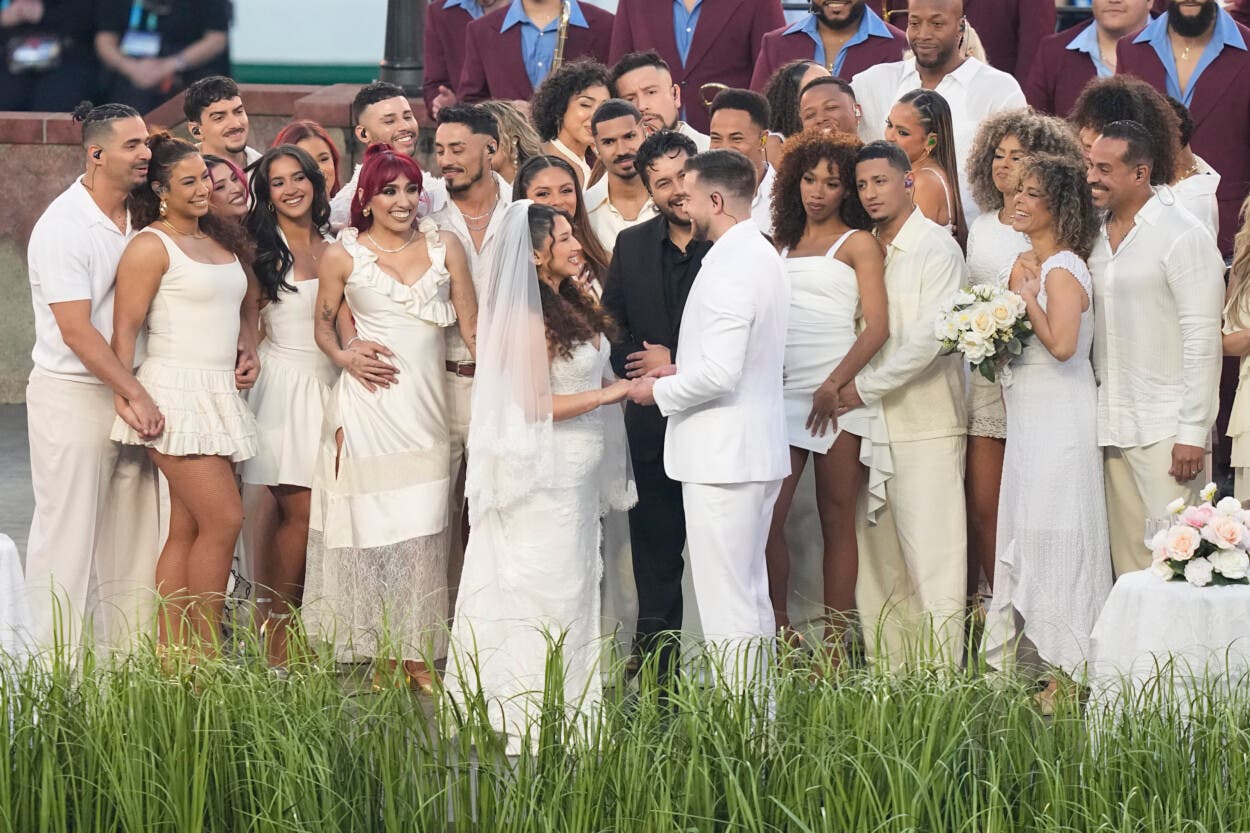 ¿Fue real la boda del medio tiempo del Super Bowl de Bad Bunny?