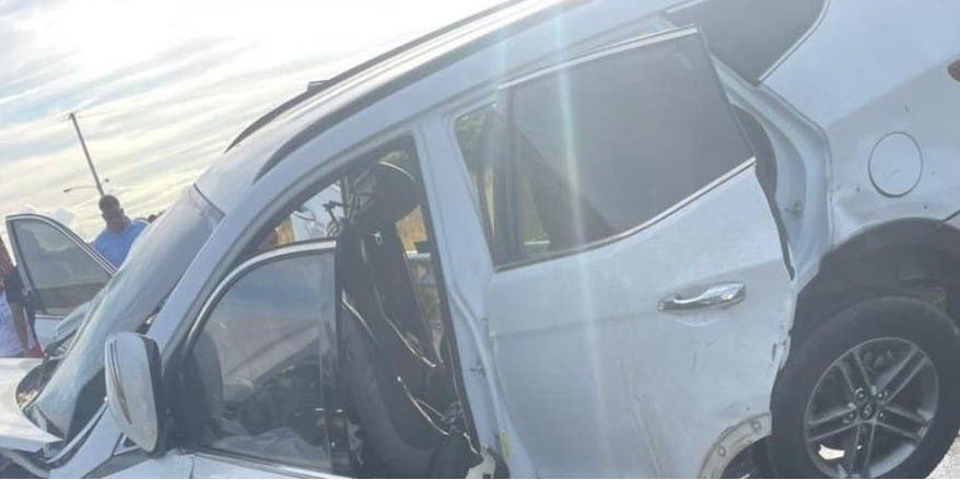 Choque de varios vehículos provoca tres muertos en la avenida Circunvalación en Baní