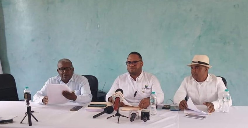 Regidores de Neyba denuncian irregularidades en proyecto de Presupuesto Municipal 2026