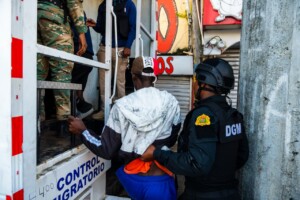 Operativo en Los Mina: 454 haitianos detenidos por la Dirección de Migración