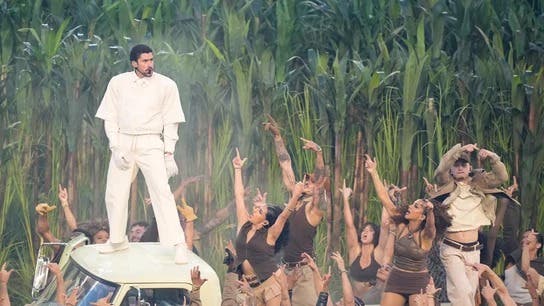 EE.UU. no es sinónimo de América, resaltan expertos que elogian el show de Bud Bunny