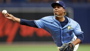 ¿Quién reemplazará a Edwin Uceta en el roster dominicano para el Clásico de 2026?