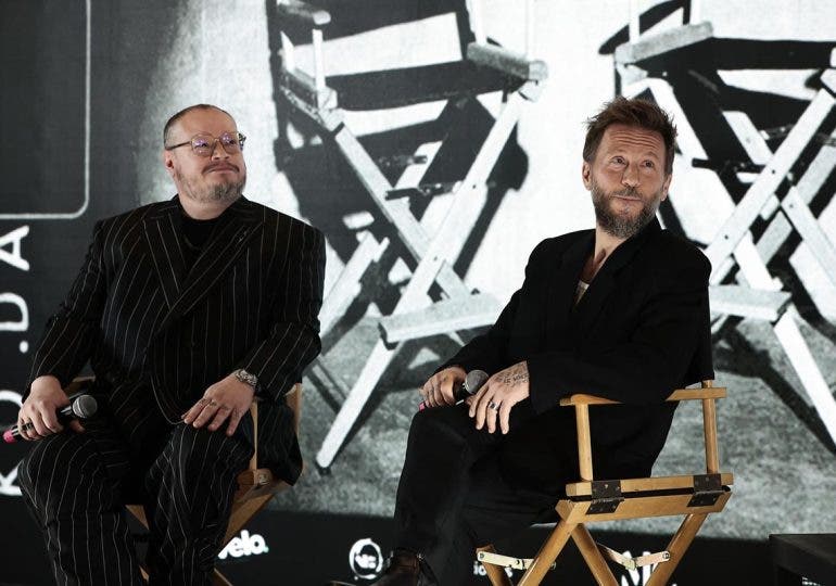 El dúo mexicano Sin Bandera- “El mundo está diseñado para que pierdas un poco de tu ser»