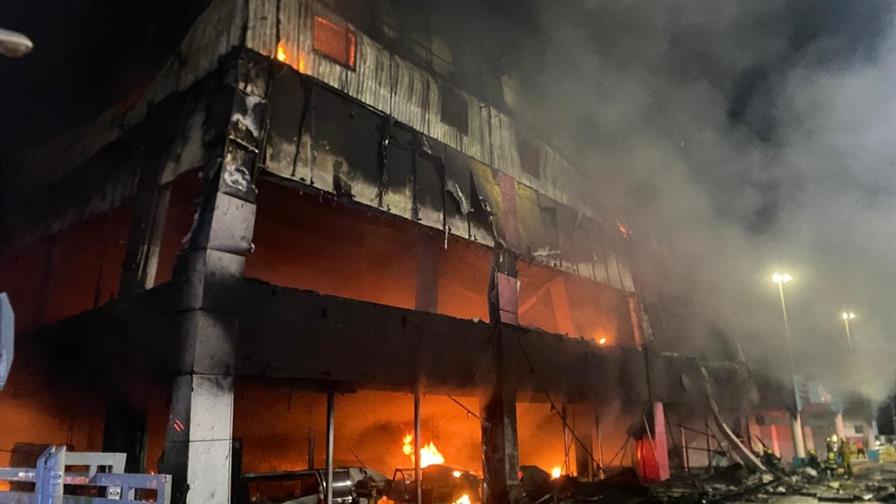 Incendio ocurrido el pasado 12 de febrero de este año en L&R Comercial.