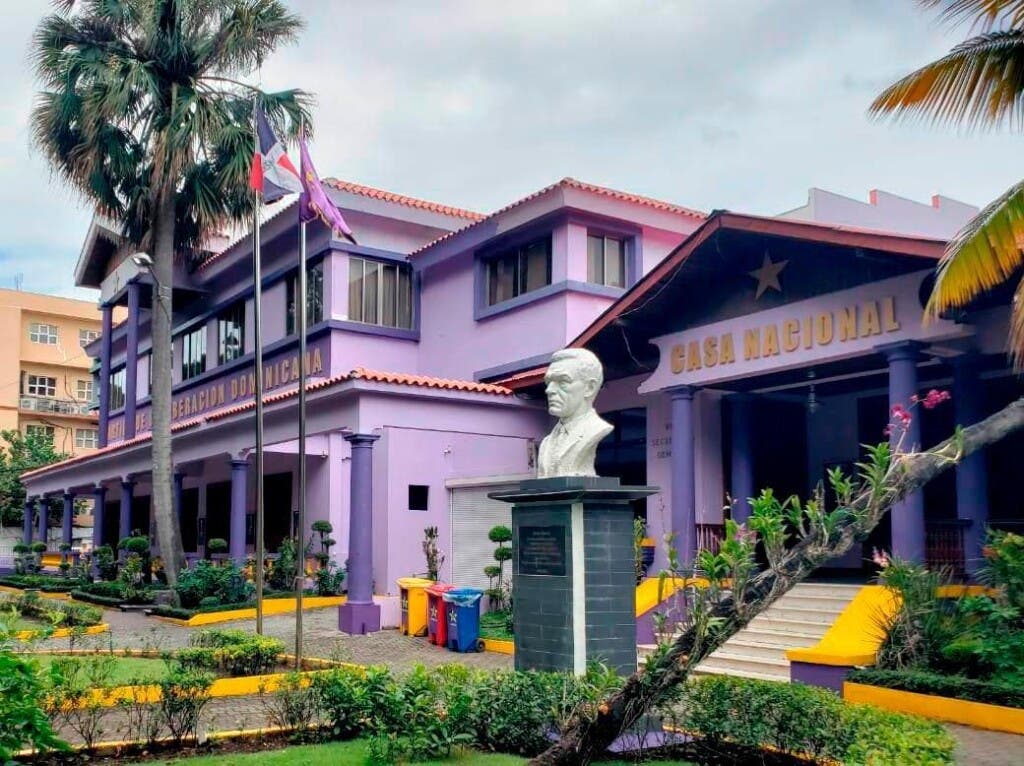 Fachada de la Casa Nacional, partido de la Liberación Dominicana, PLD.