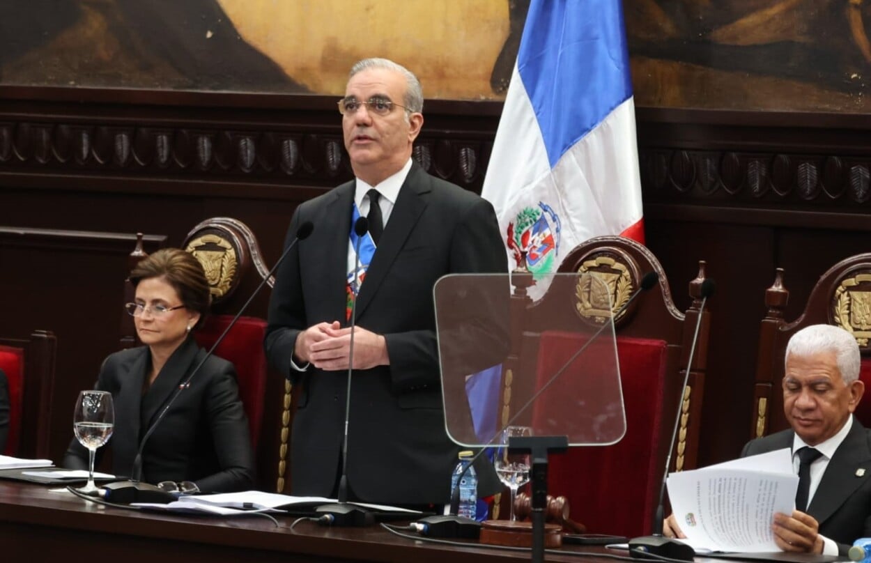 Abinader: Red pública de salud duplica cirugías e incrementa consultas a 7.7 millones en 2025