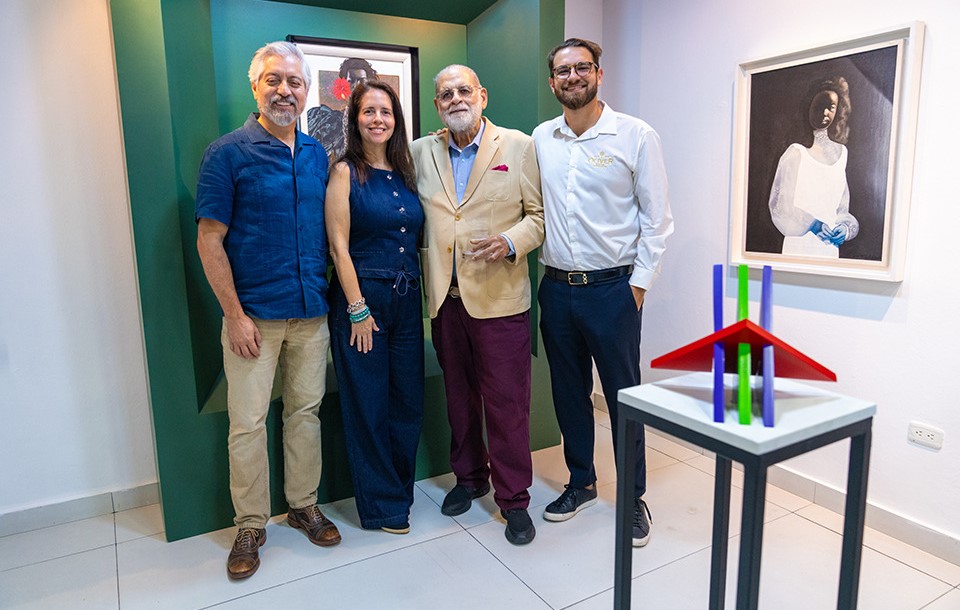 Reconocen a Pedro Ramón López Oliver por sus aportes al arte visual dominicano