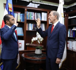 García Fermín juramentan a Jimmy Rosario como nuevo rector del Itla