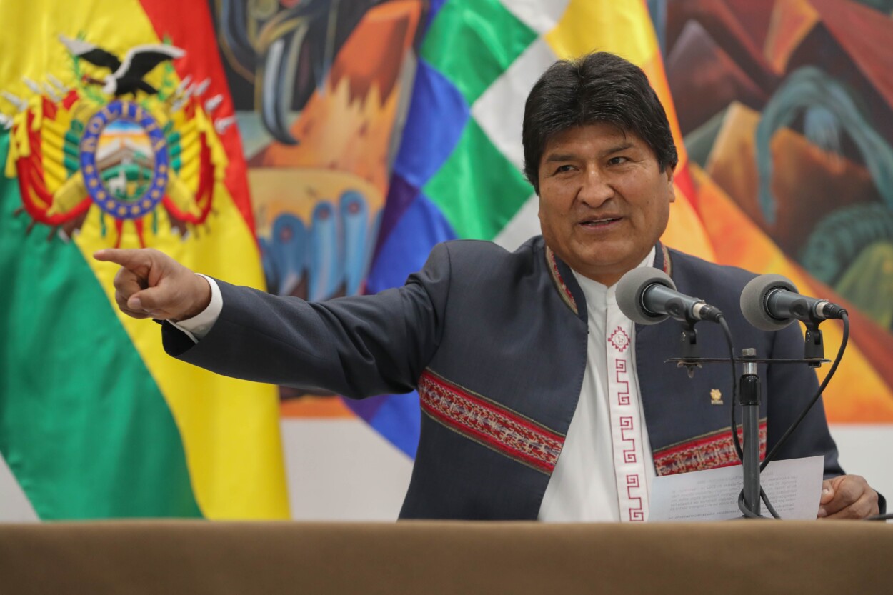 Evo Morales dice que la inestabilidad en Perú responde a la influencia de EE.UU.