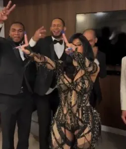 La cultura dominicana se hace sentir en el escenario de SNL con Cardi B y El Prodigio