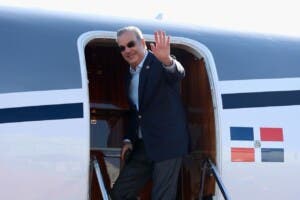 Abinader viaja a Dubái para participar en la Cumbre Mundial de Gobiernos 2026