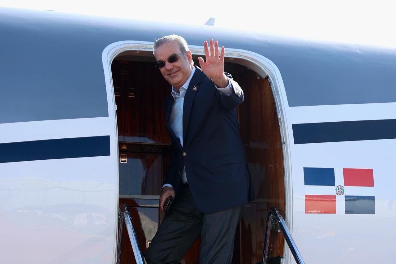 Abinader viaja a Dubái para participar en la Cumbre Mundial de Gobiernos 2026