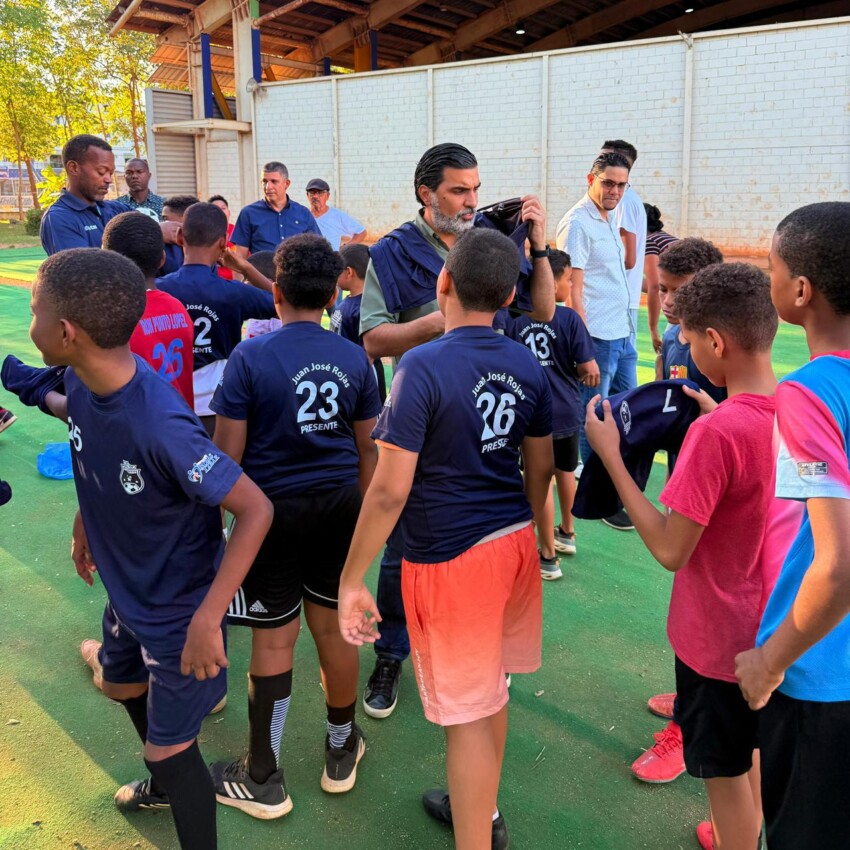 Diputado Juan José Rojas fortalece el deporte infantil en Invivienda