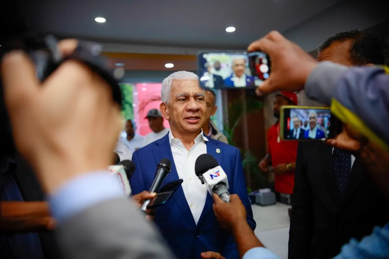 Senado dispuesto a citar ejecutivos de Aerodom por retraso en obras aeroportuarias