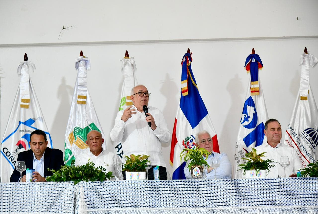 Banco Agrícola anuncia préstamos con tasa del 6% en Feria Agropecuaria 2026