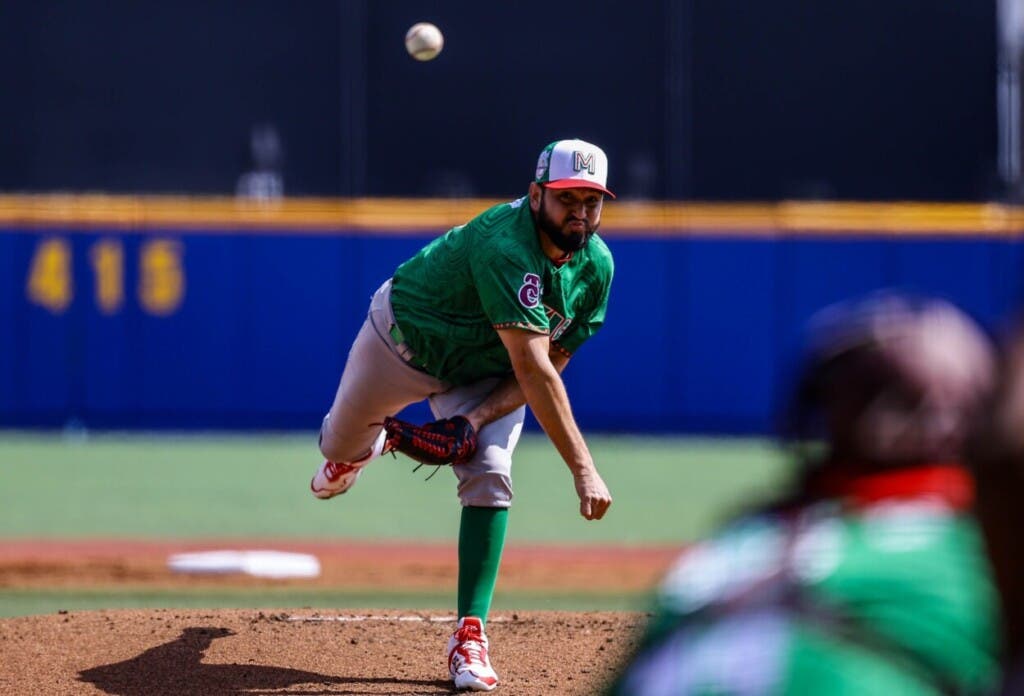  De la Cruz se enfrentó a los Charros de Jalisco, conjunto al cual le tiró 4.2.
