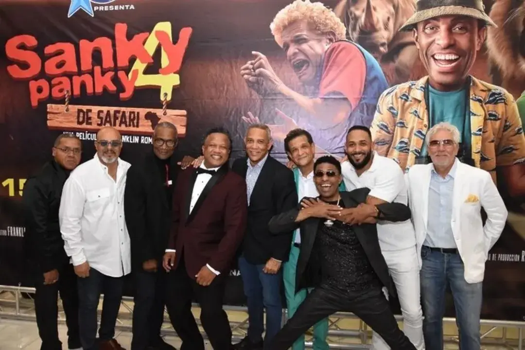 Franklin Romero celebra la nominación de Sanky Panky 4 a Comedia del Año en Premios Soberano