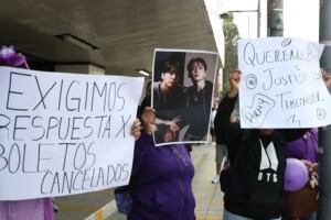Seguidores de BTS denuncian falta de transparencia de Ticketmaster en México