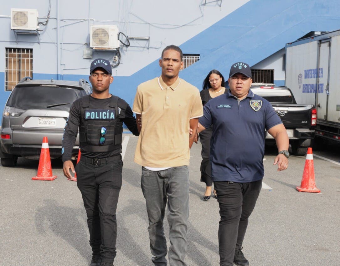 Se entrega cuarto implicado en homicidio a machetazos en El Almirante Caña