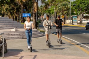Gobierno dominicano regulará el uso de patinetas eléctricas