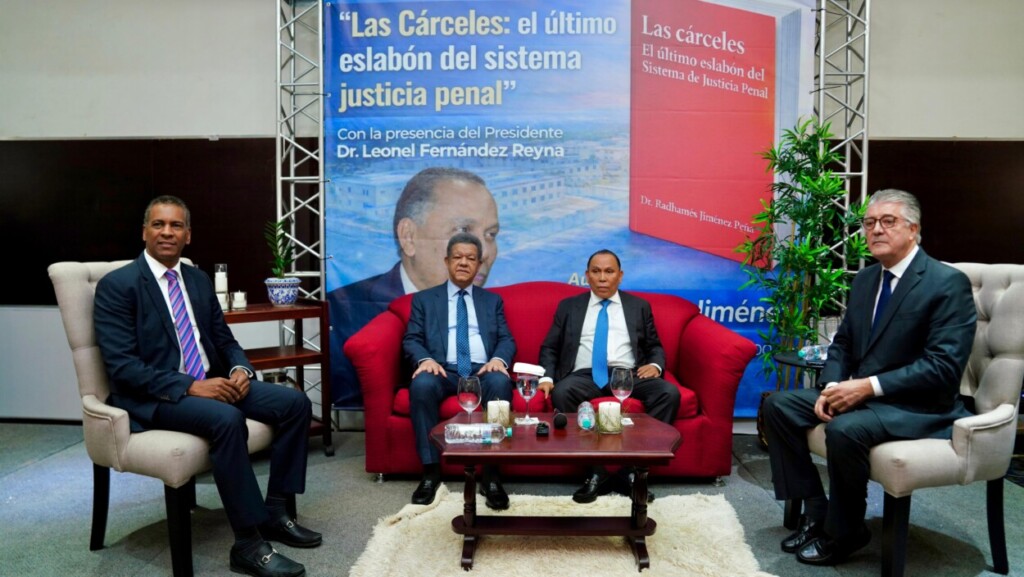 Radhamés Jiménez presentará en Santiago su libro sobre el sistema carcelario