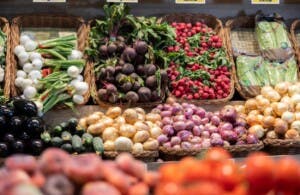 Frutas y verduras dominan las compras online en República Dominicana, según análisis