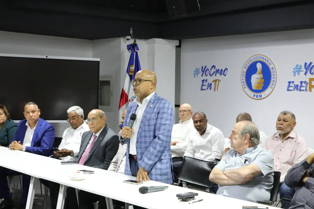 En 11 aniversario del PRM, Alfredo Pacheco llama a fortalecer unidad y disciplina partidaria