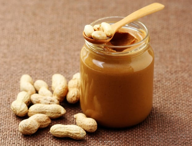 Mantequilla de maní contaminada con plástico provoca retiro masivo en Estados Unidos