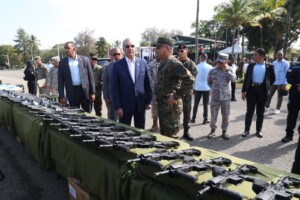 Modernización militar: Gobierno entrega blindados, drones y equipos para fortalecer la seguridad nacional