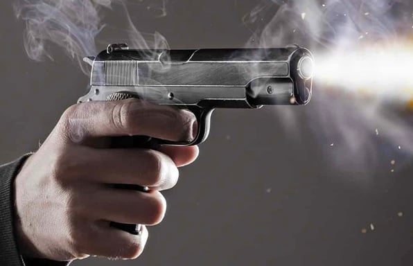 Autoridades buscan a sospechosos de robo y asalto armado en Nueva York