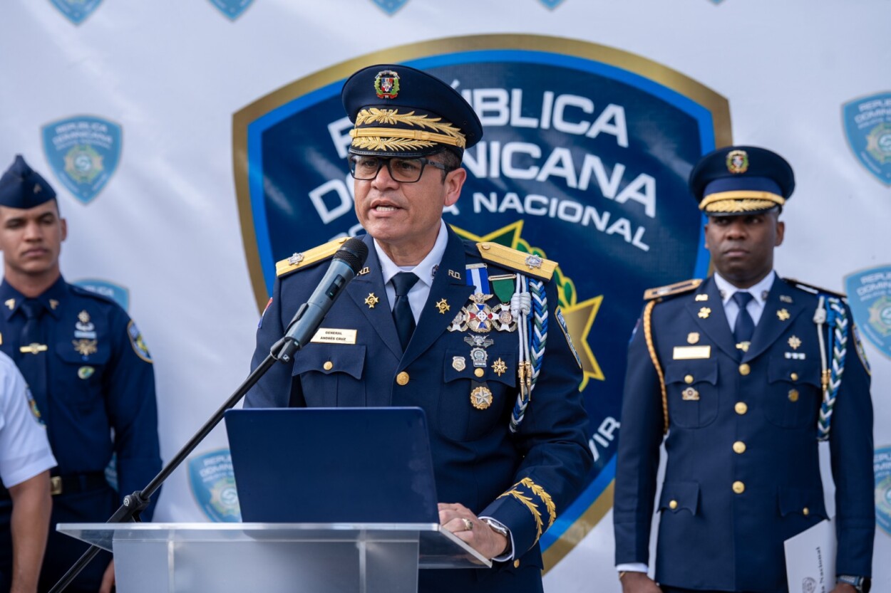 Mayor general Andrés Modesto Cruz Cruz asume Dirección General de la Policía Nacional