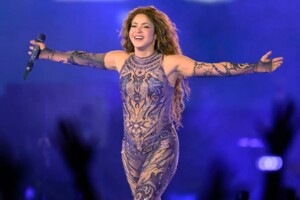 Shakira regresa a la Gran Pirámide de Guiza en 2026 con su gira ‘Las Mujeres Ya No Lloran’