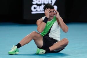 Alcaraz triunfa en Australia y hace historia con títulos Grand Slam
