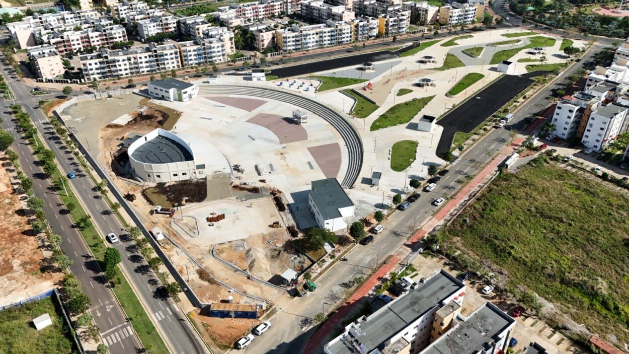 Ciudad Juan Bosch recibe obras por RD$2,387 millones iniciadas por Abinader