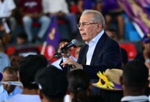 Danilo Medina exige aclarar costos excesivos de la presa Monte Grande