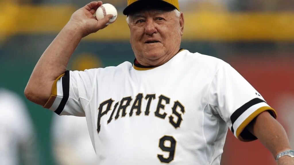 Si bien siempre será recordado por este jonrón, fue su guante en la segunda base, lo que le valió el reconocimiento para ingresar a Cooperstown en 2001.