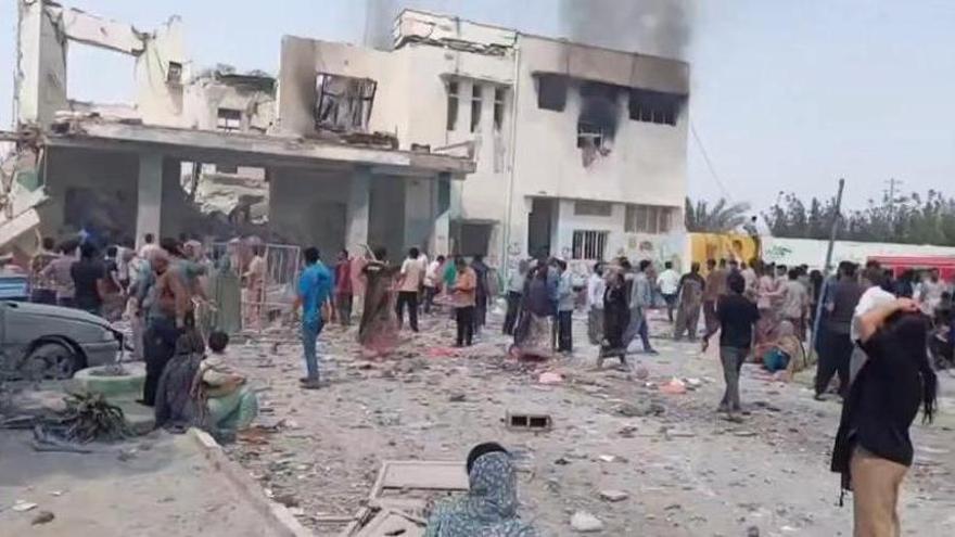 Israel mató a "varias figuras esenciales para la gestión de la campaña y el Gobierno" de Irán tras atacar "simultáneamente"