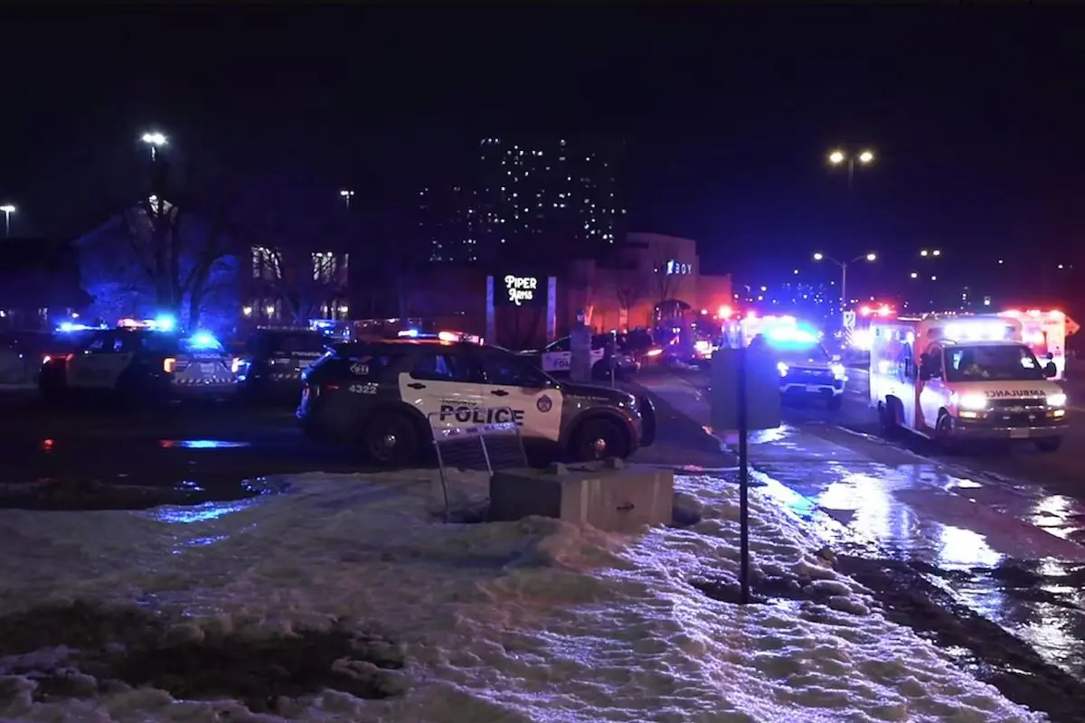 Al menos diez personas mueren en un tiroteo en una escuela del oeste de Canadá