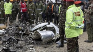 Seis muertos, incluido un diputado, al estrellarse un helicóptero en el oeste de Kenia